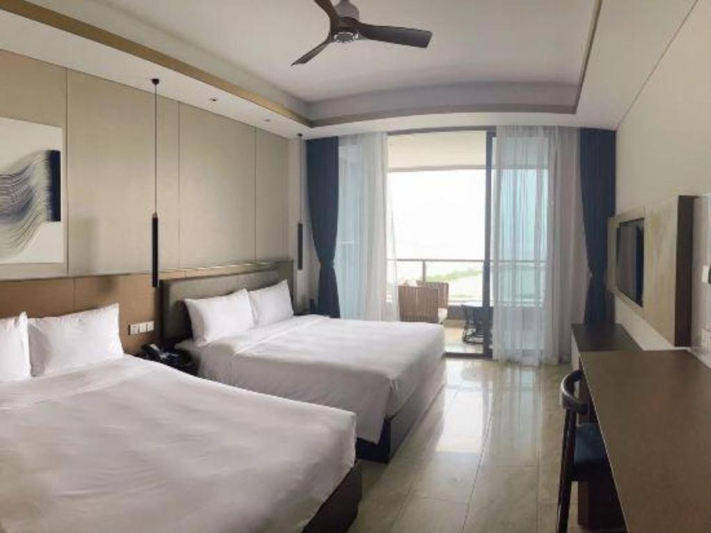 Narada Resort Hotel Sanya Pleasant Bay Exterior photo