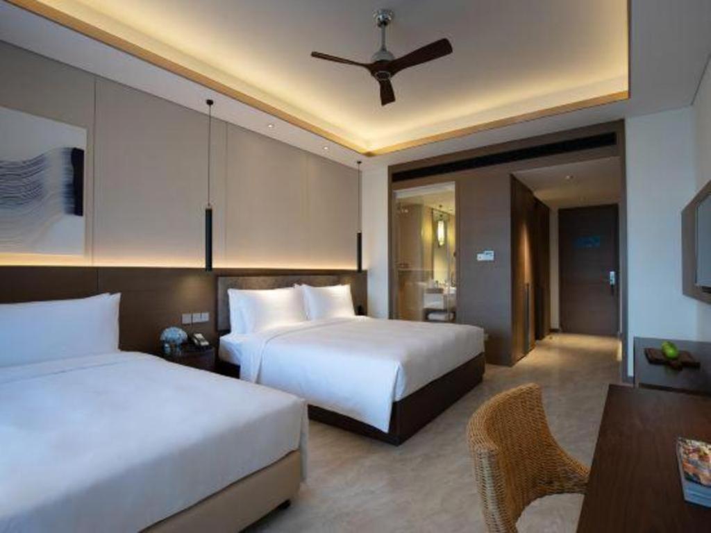 Narada Resort Hotel Sanya Pleasant Bay Exterior photo