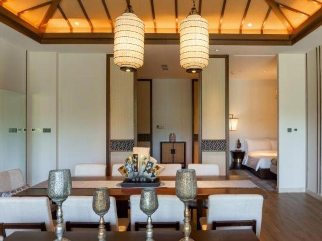 Narada Resort Hotel Sanya Pleasant Bay Exterior photo