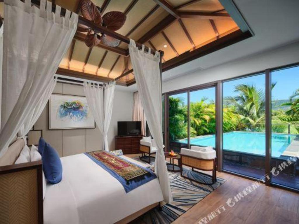 Narada Resort Hotel Sanya Pleasant Bay Exterior photo